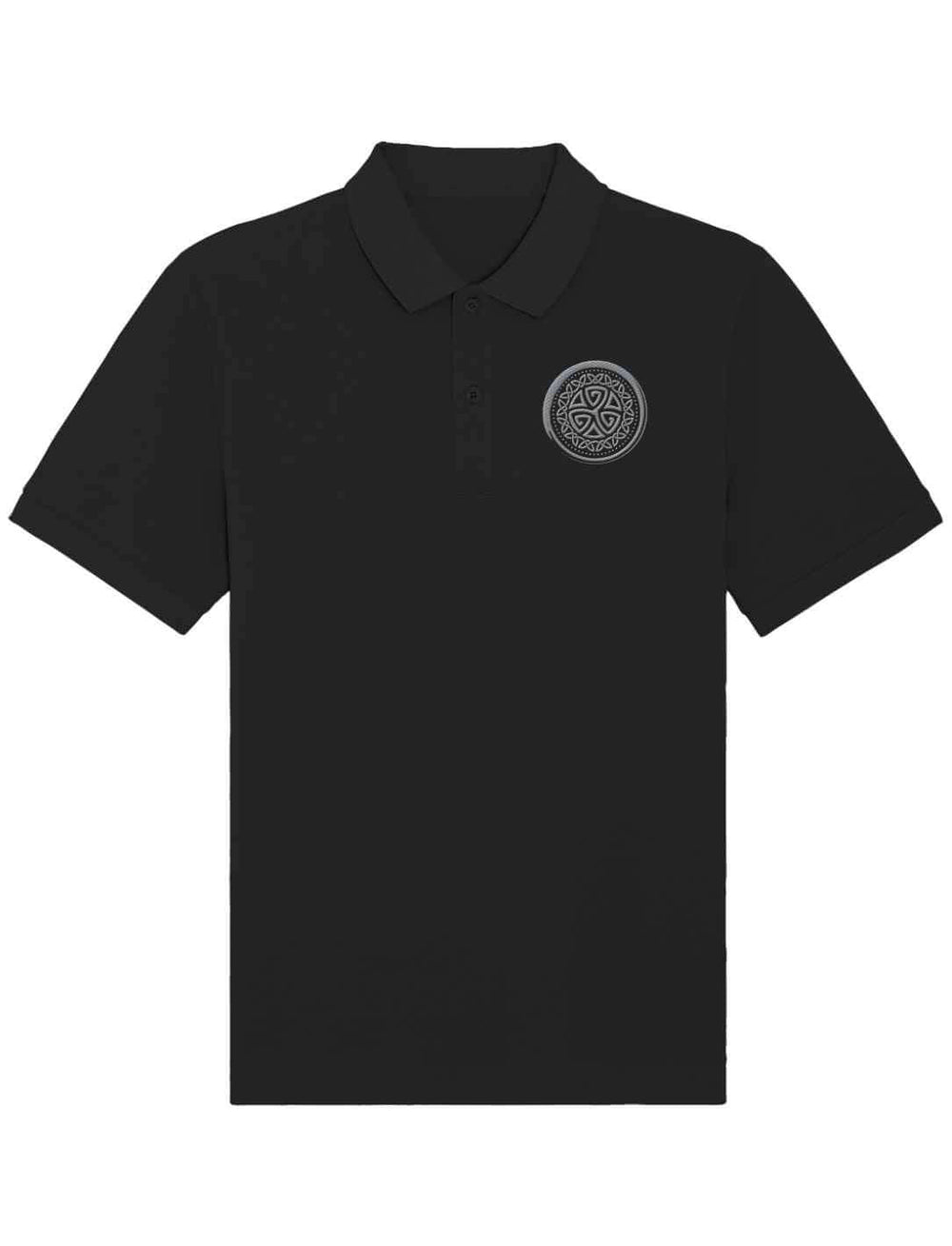 Schwarzes Unisex Organic Poloshirt „Aqua Triskele“ mit gesticktem Emblem auf der linken Brust.