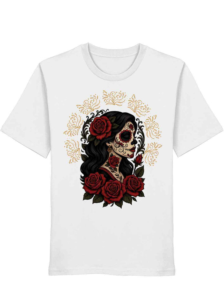Weißes Unisex Organic Shirt „Catrina de las Rosas“ – ikonisches La Catrina Motiv mit Rosen, inspiriert von Mexicos Traditionen