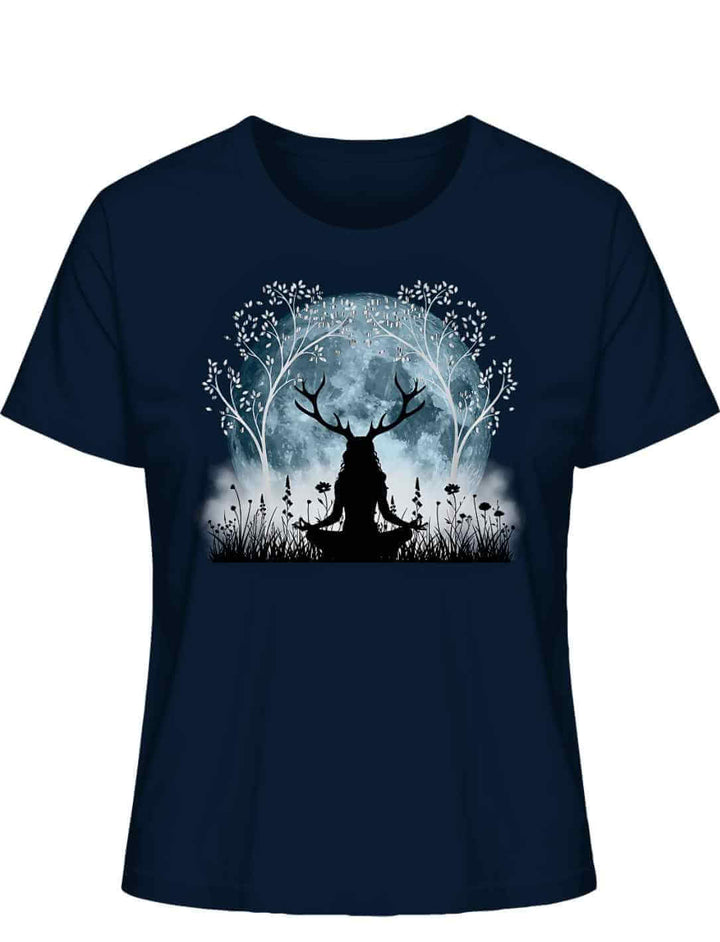 Damen Bio-Shirt „Druidin der silbernen Wälder“ in dunklem French Navy – mystisches Design mit Lebensbaum und Vollmond.