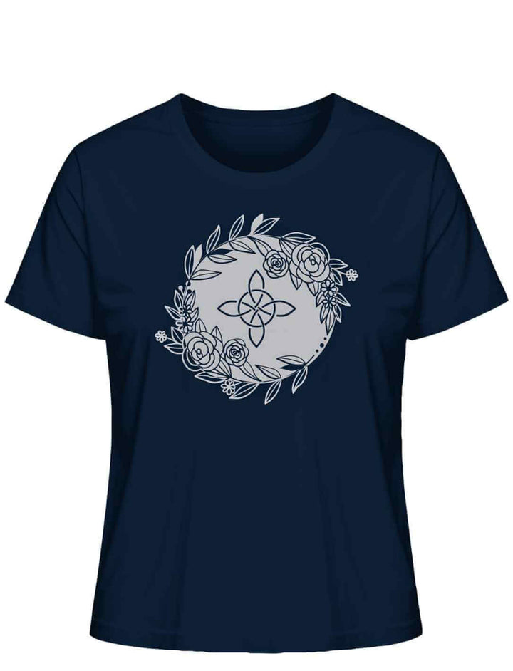 Liegedarstellung eines Navy-Blauen 'Eriu Witch Knot'-T-Shirts mit einem hervorgehobenen keltischen Knoten- und Hexensymbol-Design.