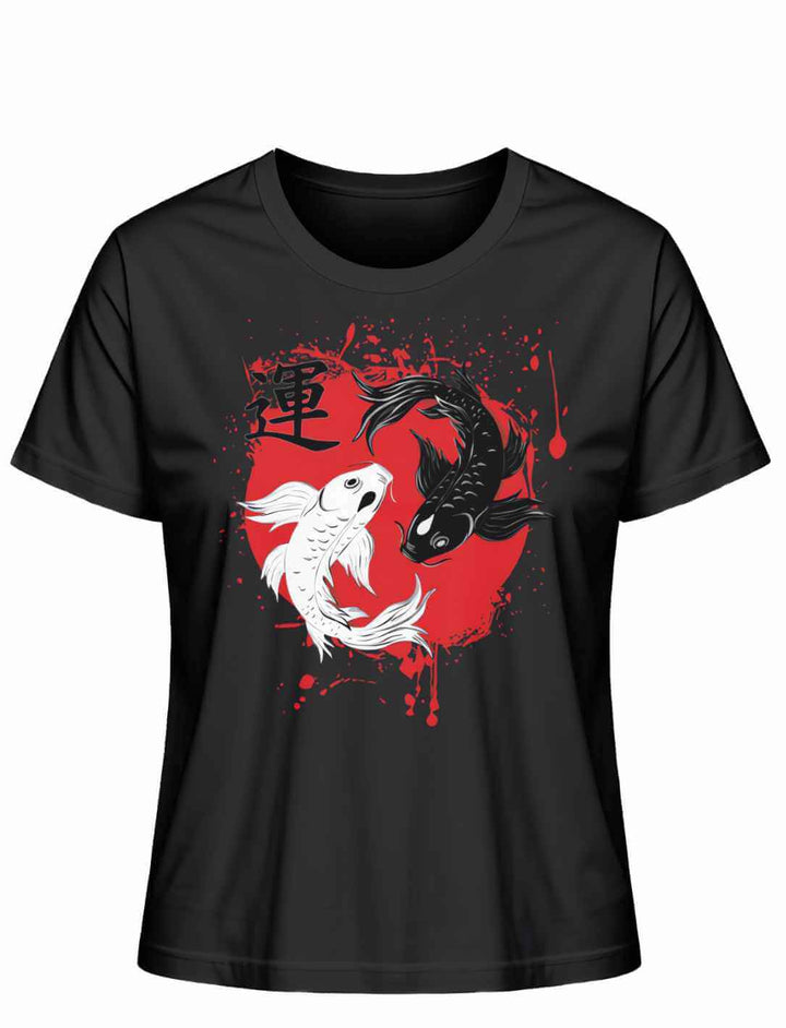 Harmonic Koi Damen T-Shirt in Schwarz  – Modernes Schwarz mit traditionellem japanischen Muster, Liegedarstellung auf weissem Hintergrund.