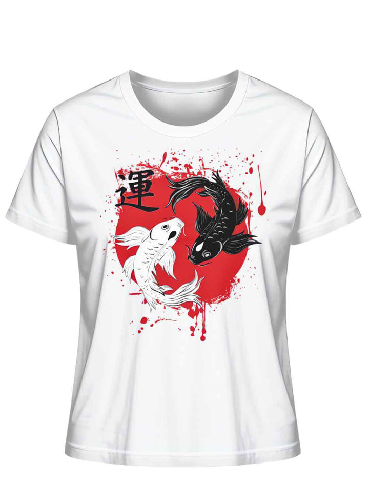 Harmonic Koi Damen T-Shirt in Weiß mit traditionellem japanischen Muster, Liegedarstellung auf weissem Hintergrund.