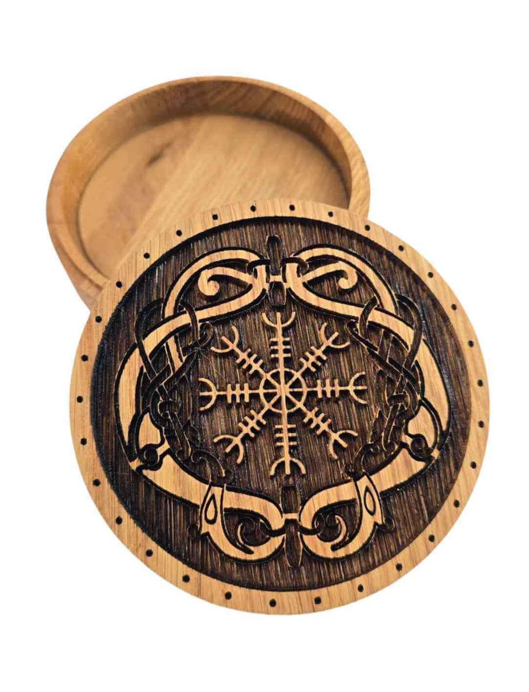Runde Eichenschatulle mit eingraviertem Helm der Ehrfurcht, geöffnet – ideal zur Aufbewahrung von Schmuck und Amuletten.