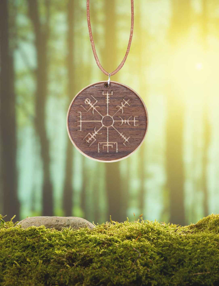 Vegvisir Amulett aus Holz - runental