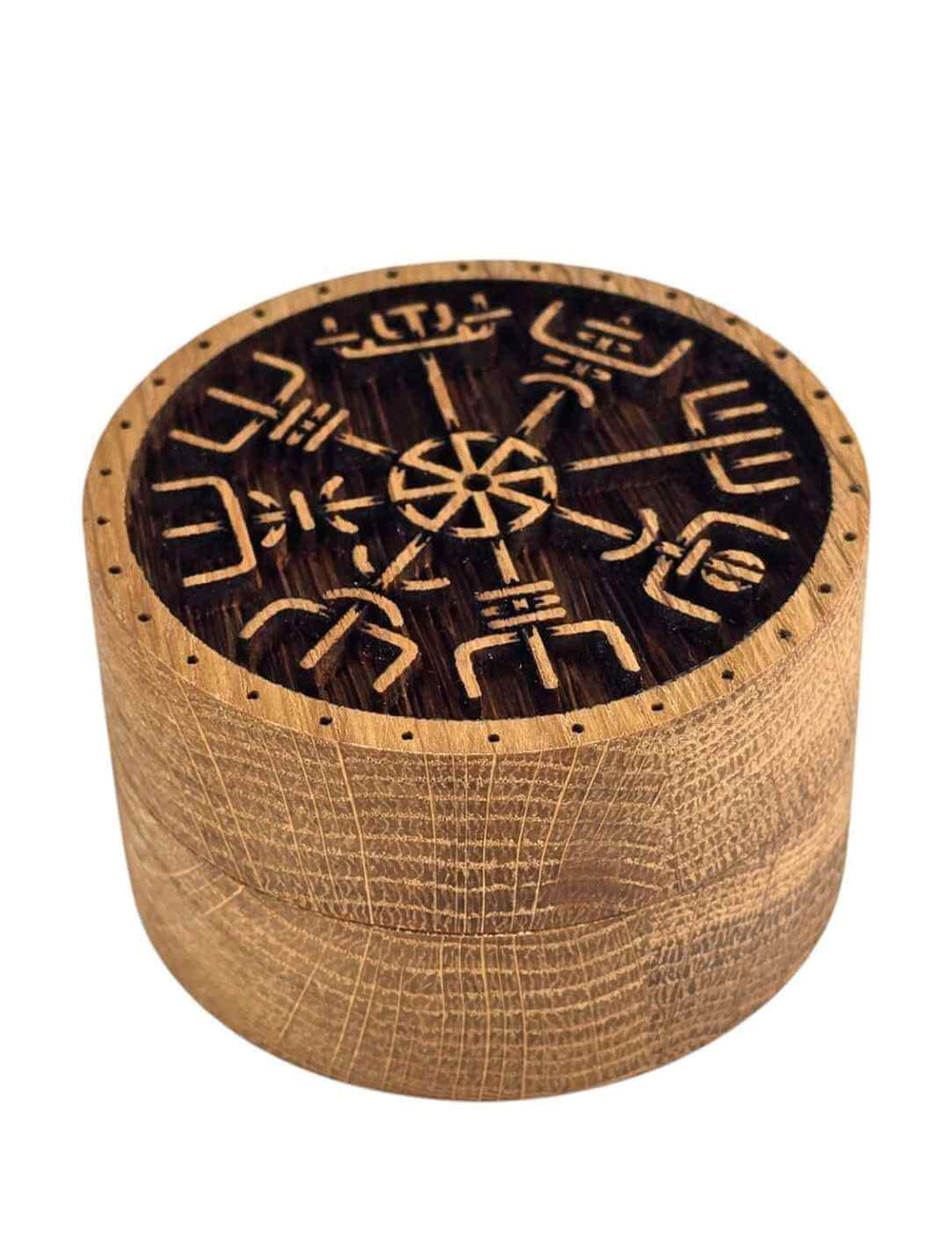 Runde Eichenholz-Schmuckdose mit eingraviertem Vegvisir-Schutzsymbol, verschlossen mit magnetischem Deckel.