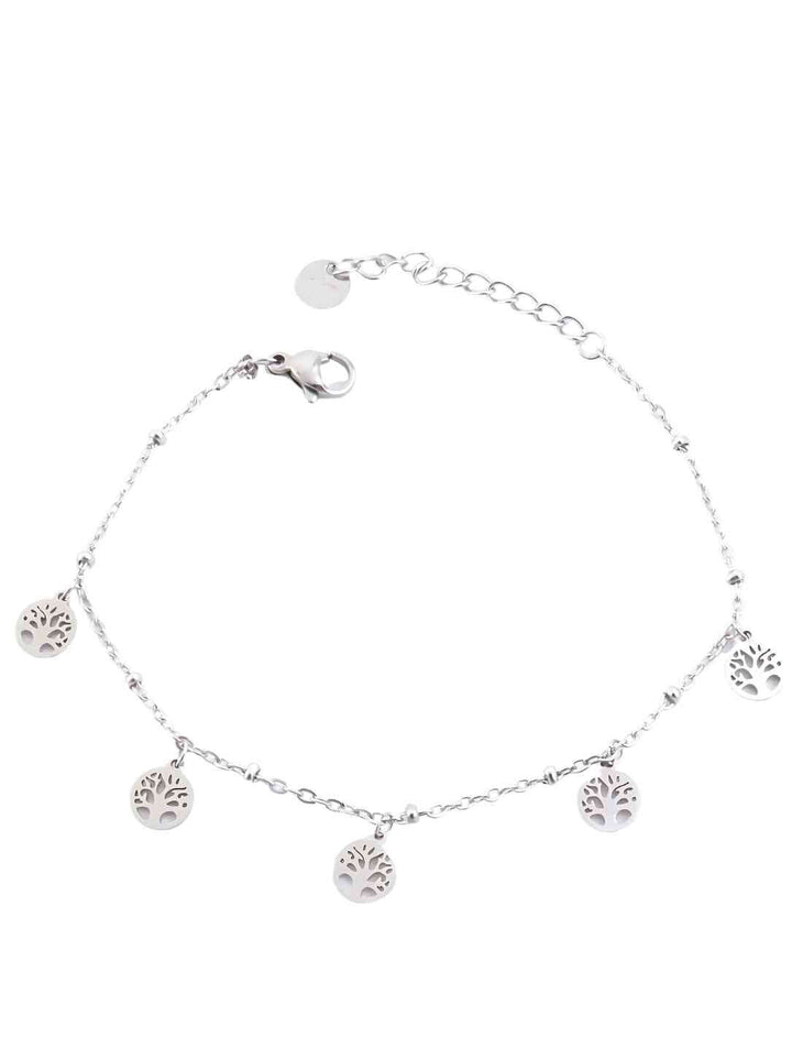 Edelstahlarmband mit fünf filigranen Lebensbaum-Anhängern in Silberoptik – fein gearbeitet und mit verstellbarem Verschluss, stilvoll arrangiert auf weißem Hintergrund.