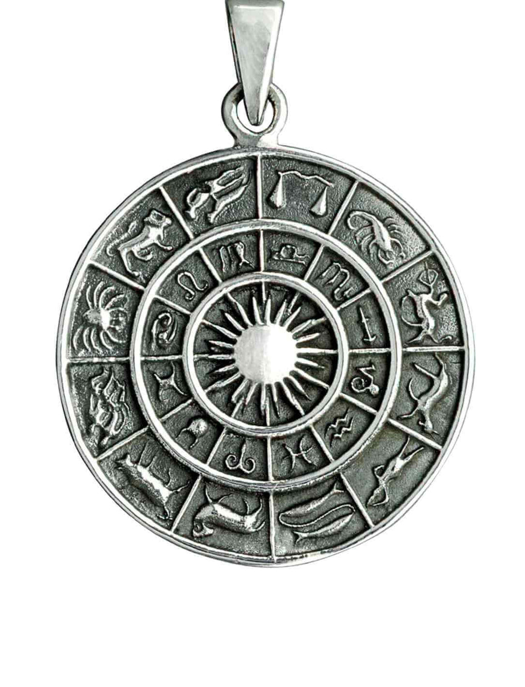 Zodiak Tierkreis Amulett – Sternzeichen Anhänger aus 925 Sterling Silber auf weißem Hintergrund