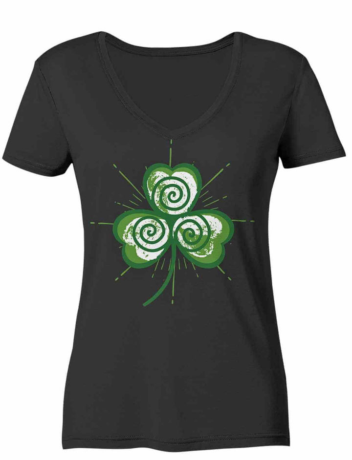 Vorderansicht des Trifolia Mystica Damen V-Neck Shirts in Schwarz mit keltischem Kleeblatt-Triskele-Print