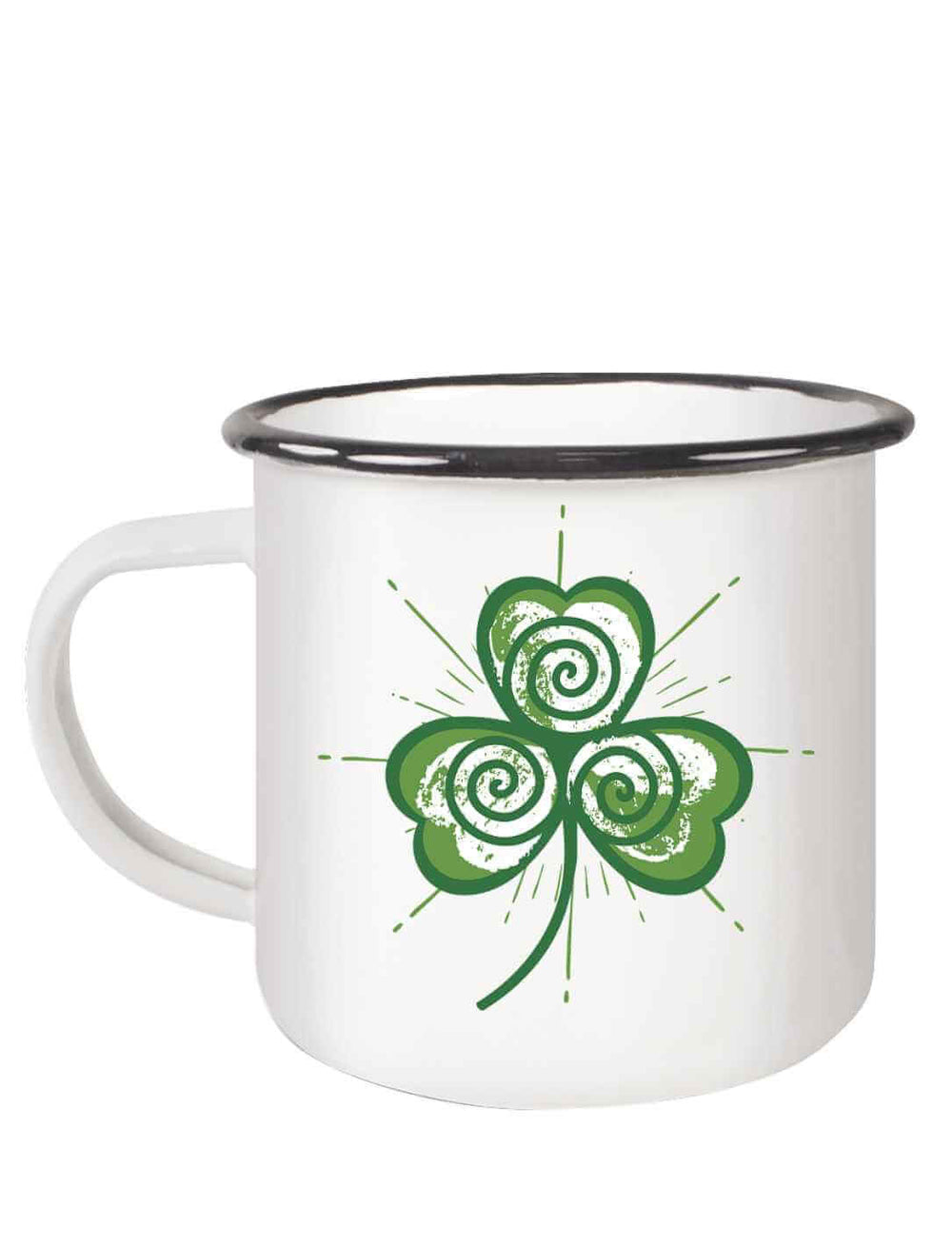 Weiße Emaille-Tasse mit schwarzem Rand, Triskele-Kleeblattmotiv vorne, Henkel zeigt nach rechts.