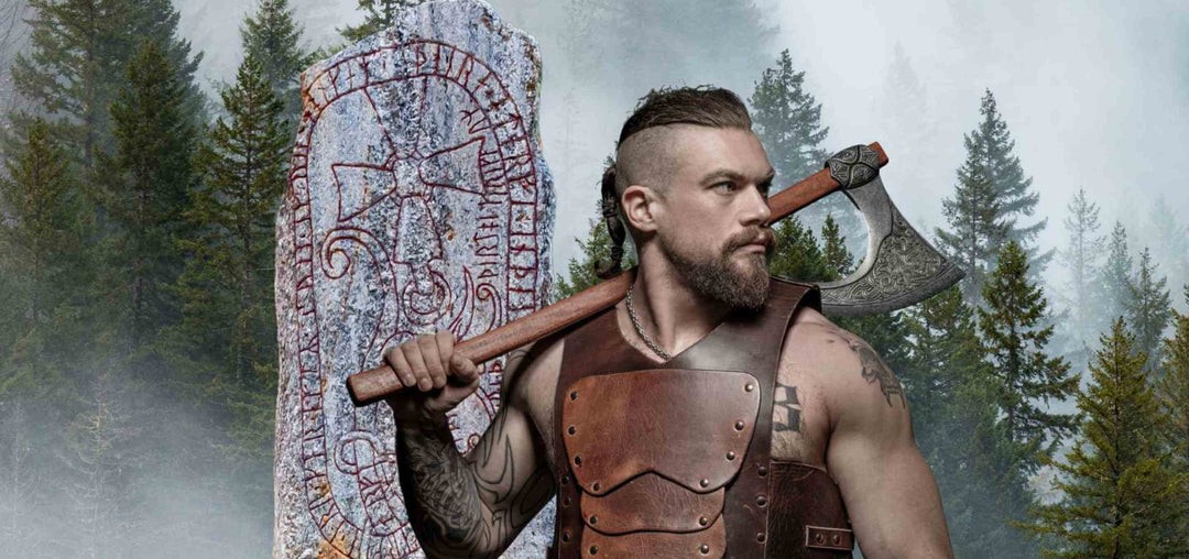 Wikinger Kollektion – Schmuck, Amulette und Kleidung mit nordischen Symbolen. Mythologische Designs inspiriert von den Mythen und Legenden der Wikinger.