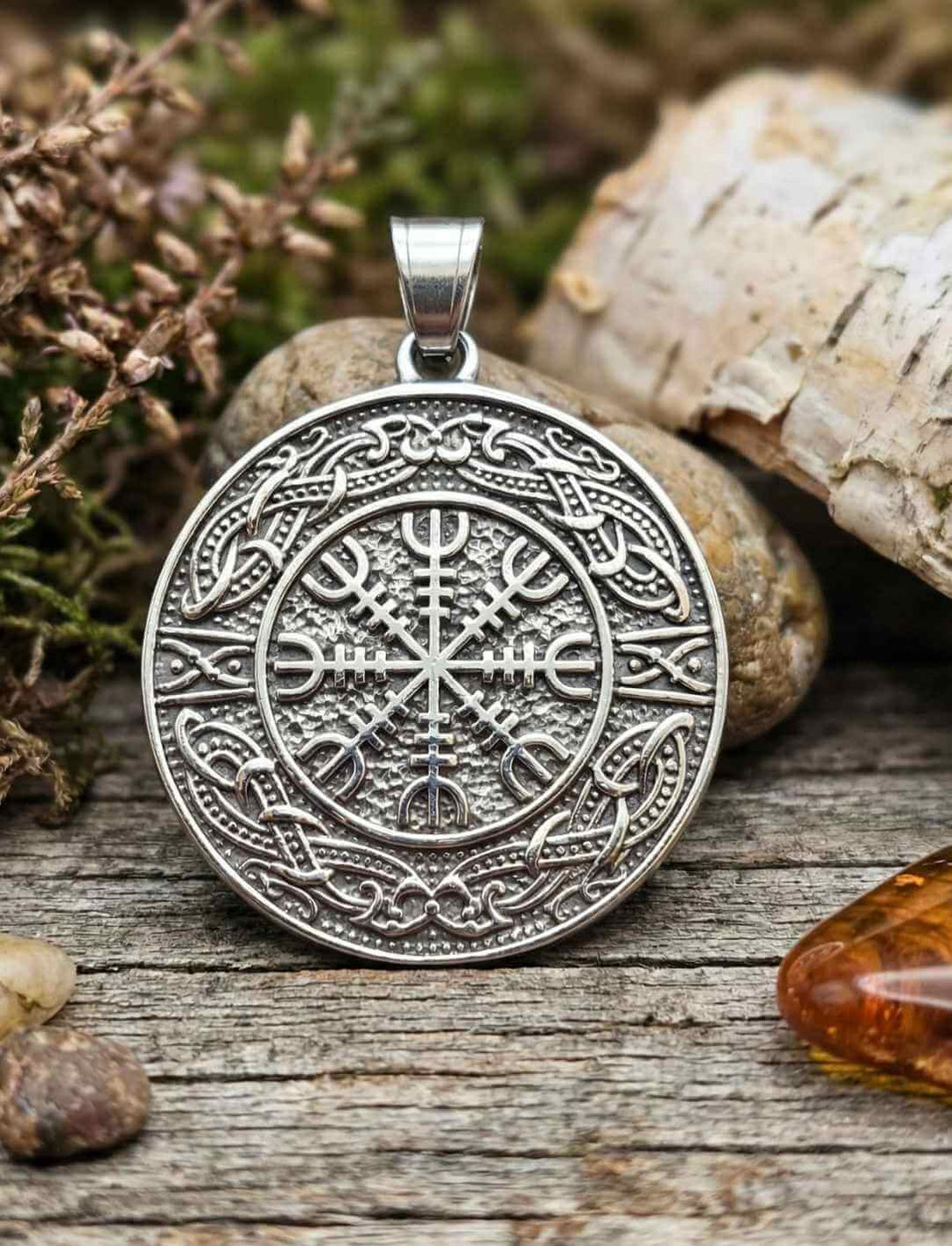 Aegis des Nordens Schutzanhänger mit Helm of Awe Symbol aus Edelstahl ohne Kette