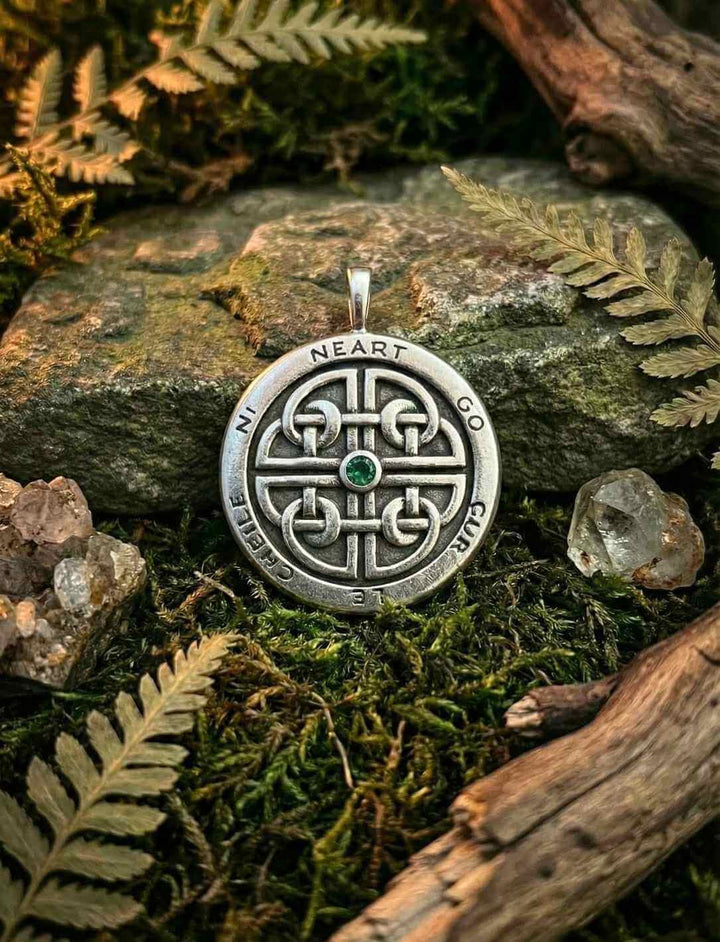 Band der Einheit – Keltischer Silberanhänger