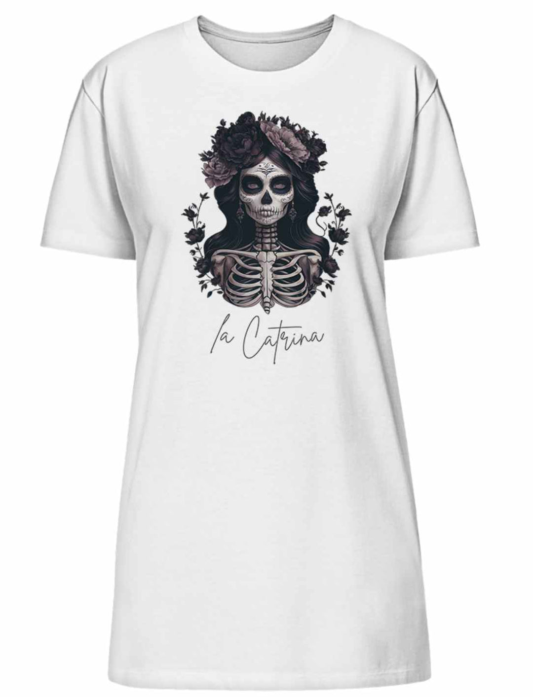 Catrina Deluxe T-Shirt Kleid in weiss. Elegantes Damenkleid mit Catrina-Design aus 100% Bio-Baumwolle auf weissem Hintergrund fotografiert.