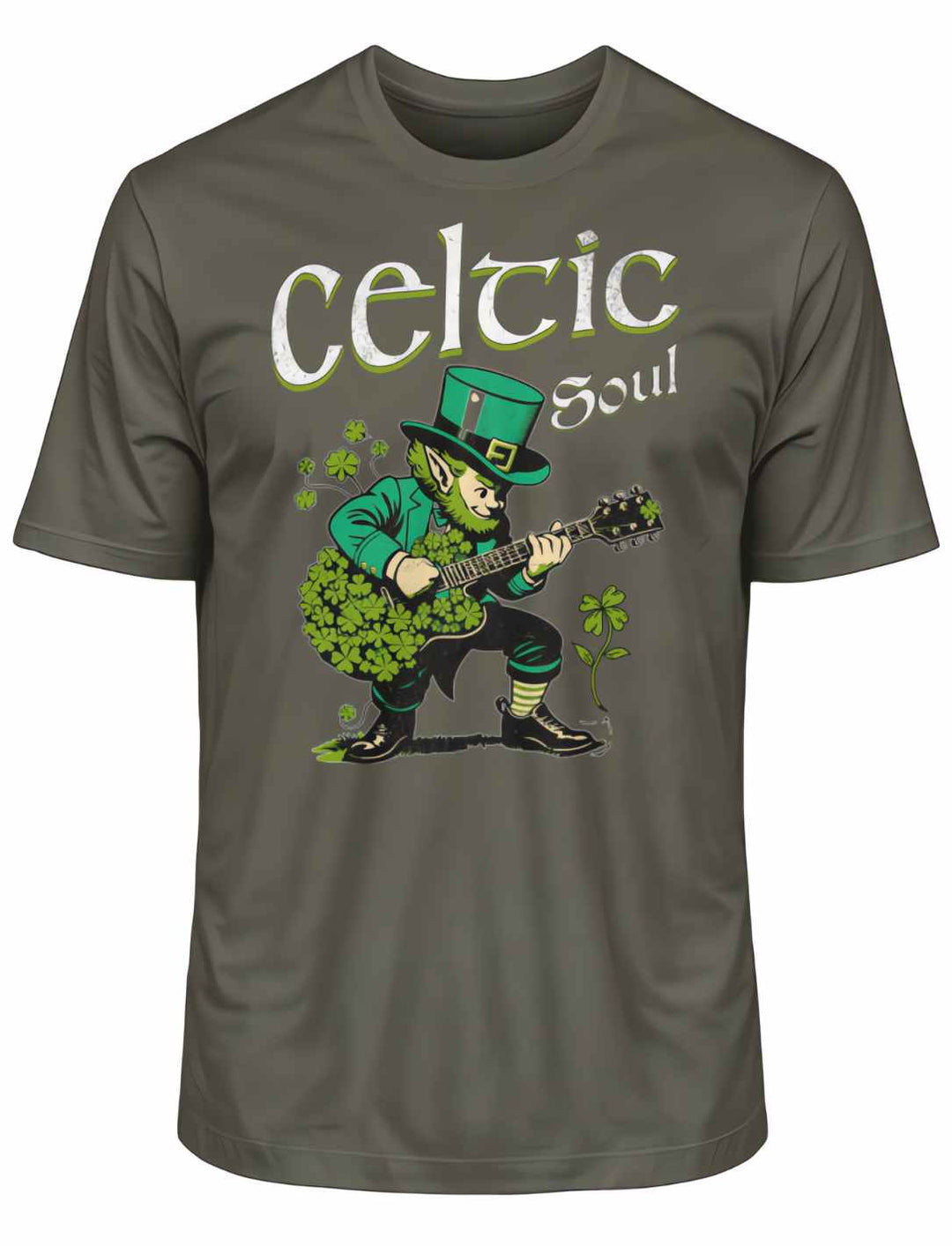 Celtic Soul T-Shirt in Khaki, auf weißem Hintergrund liegend, hebt das keltische Kobold-Design hervor.