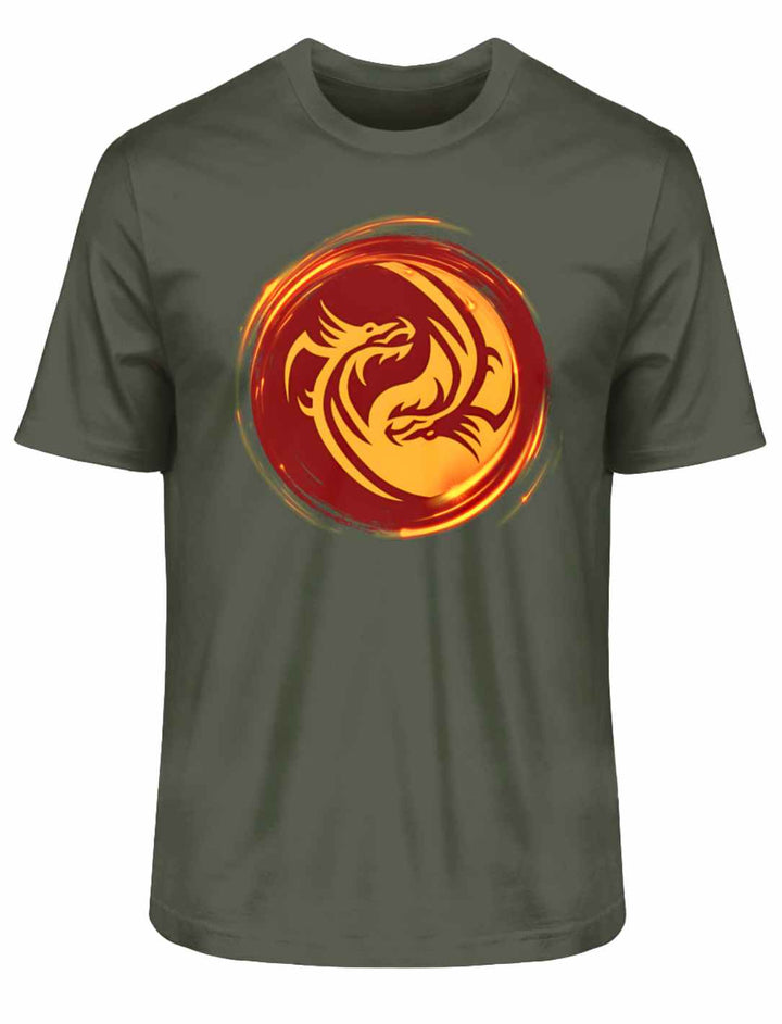 T-Shirt in Khaki mit "Drachensturm der Macht" Design, inspiriert von den alten Legenden der Drachen und ihrer feurigen Macht, auf weißem Hintergrund.