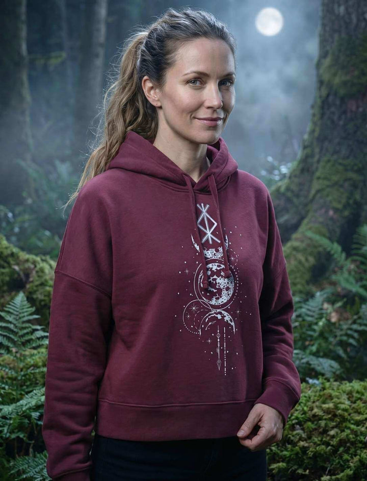Damen Hoodie Rune des Mondschein Wächters in Bordeaux – Binderune und Mondphasen auf Bio-Baumwolle