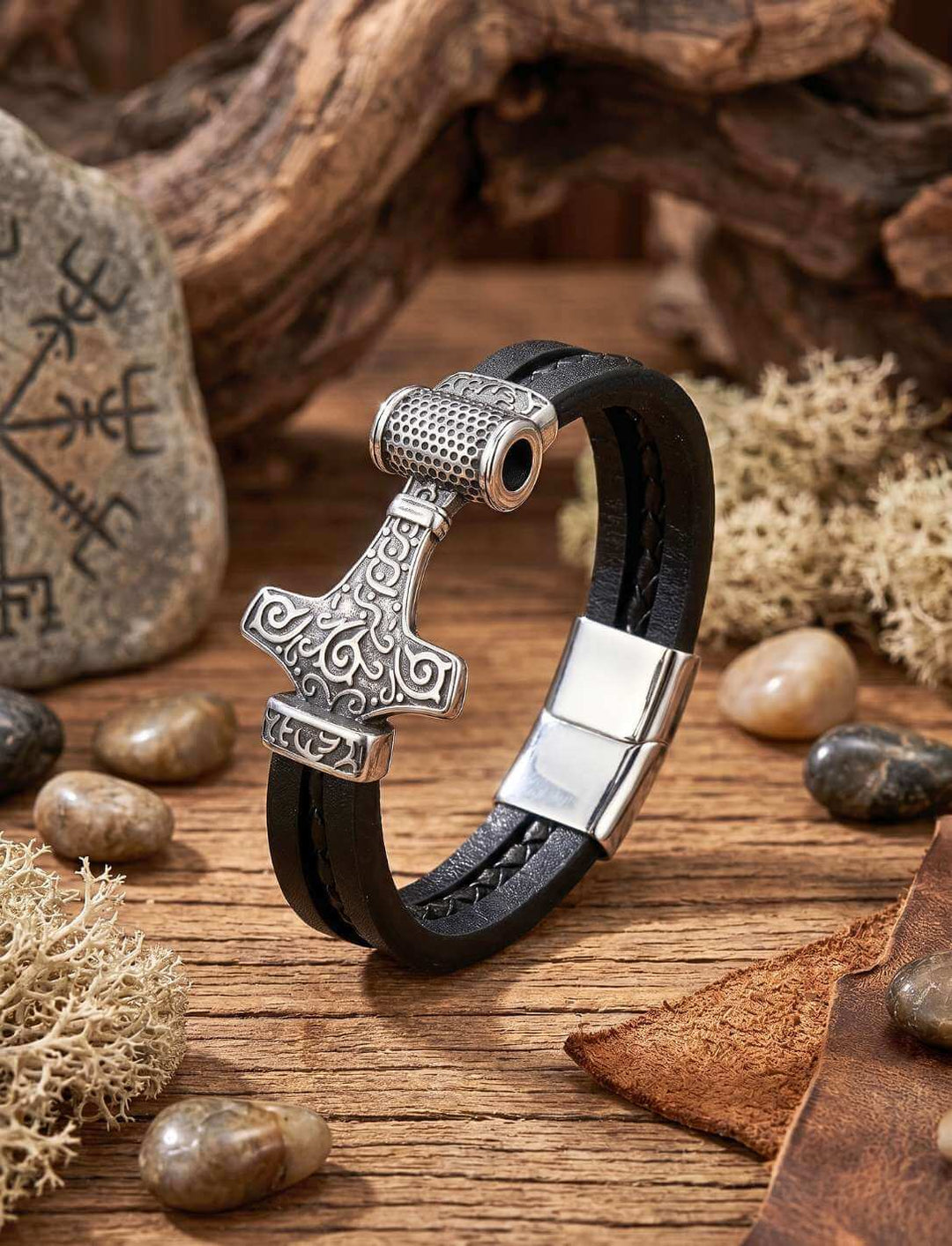 Lederarmband „Thor’s Schwur“ mit Mjölnir, inspiriert von nordischer Mythologie