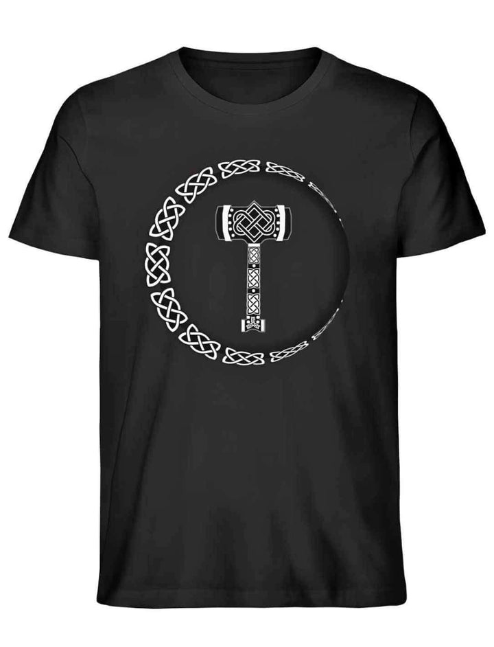 Unisex Organic Shirt in Schwarz mit dem Design ‘Thor’s Legacy’ – stilisierte Darstellung von Mjölnir, dem Hammer Thors, inspiriert von nordischer Mythologie.