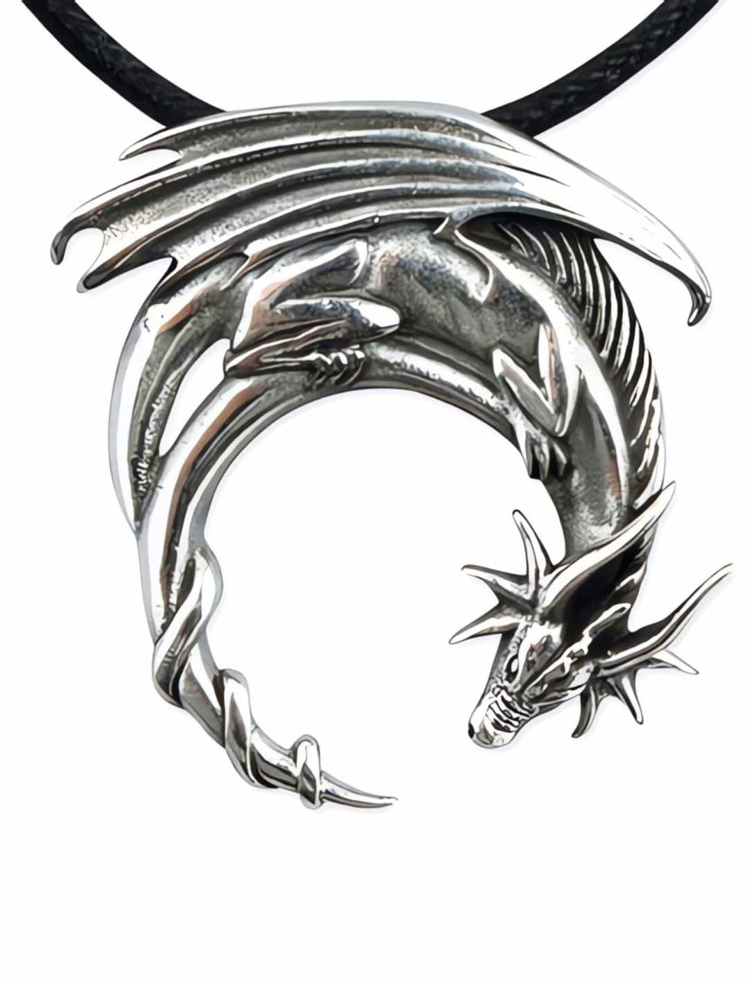 Sterling-Silber Drachenanhänger 'Wächter der inneren Stärke' auf klarem Hintergrund - Symbol für Schutz und Stärke.