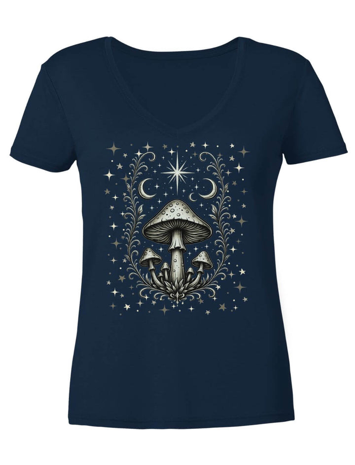 Damen V-Neck Shirt in Navy liegend, Pilze aus einer Wurzel unter Sternenhimmel