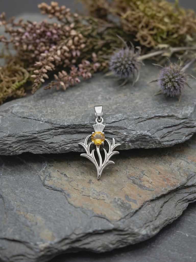 Video: Thistle of Caledonia Anhänger aus 925 Sterling Silber mit Citrin getragen