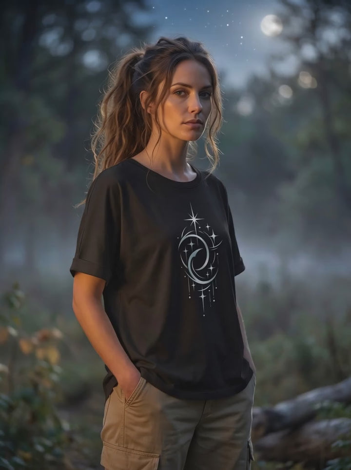 Video Damen Relaxed Shirt weiter Schnitt Doppelmond Design getragen