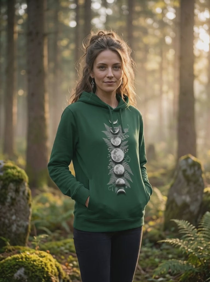 Video – Sacred Moon Hoodie Damen in Bewegung – Mondphasen Organic Hoodie Runental