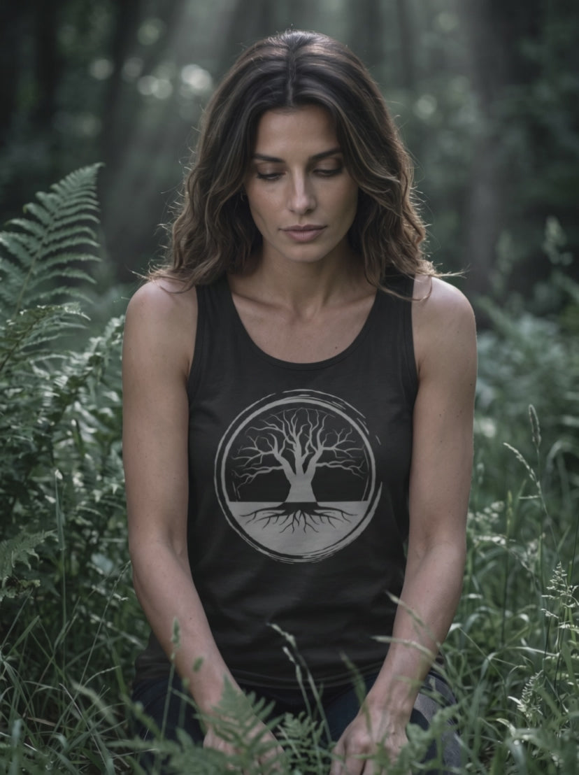 Produktvideo: schwarzes Damen Tank Top mit Lebensbaum im Wald