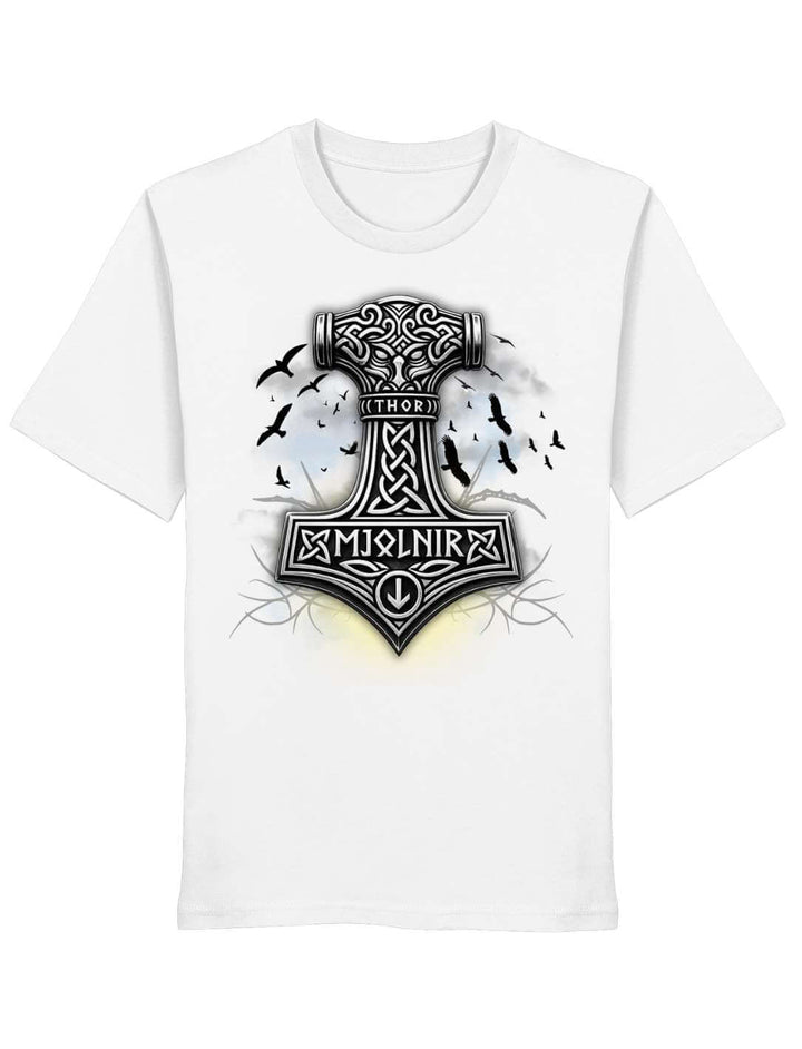 T-Shirt in Weiß, flach liegend, Hammer-Motiv mit Rabenschwarm und Wurzelwerk