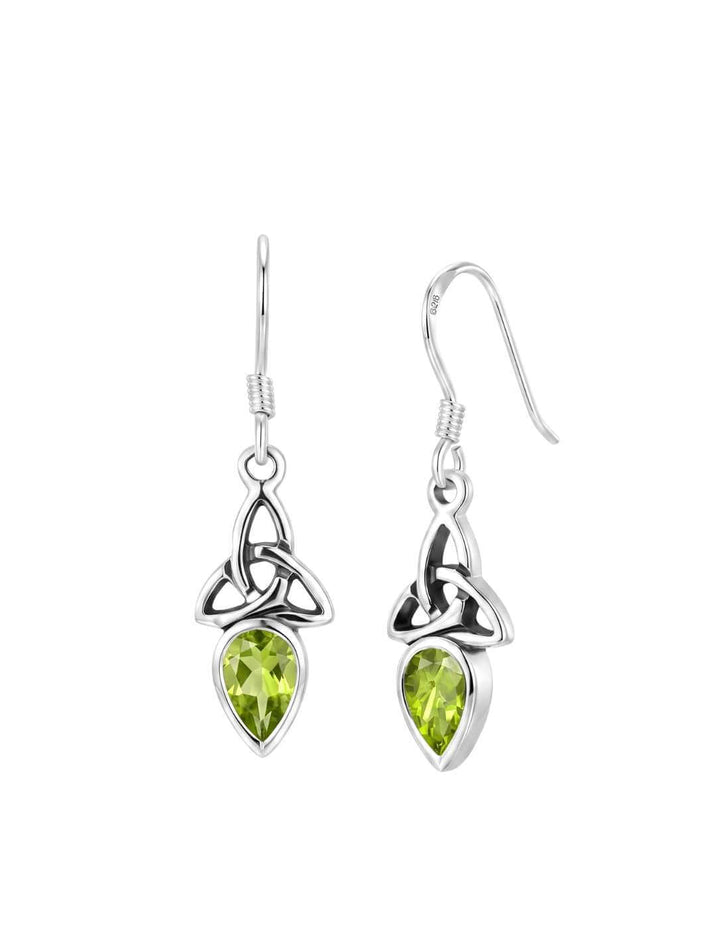 Triquetra Ohrhänger Silber mit grünem Peridot auf hellem Untergrund
