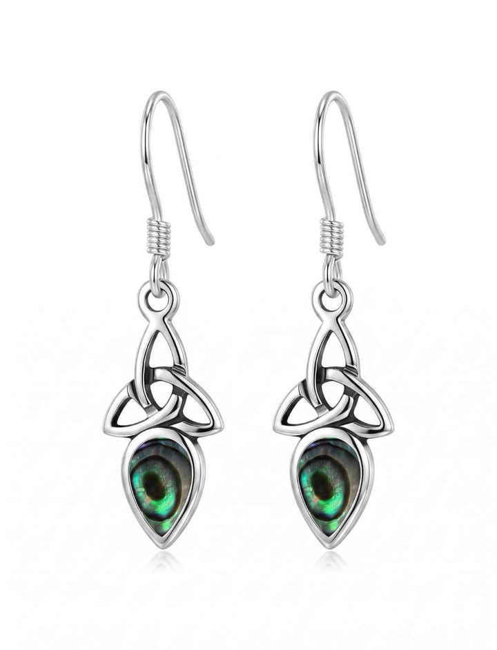 Triquetra Ohrhänger Silber mit Perlmutt freigestellt